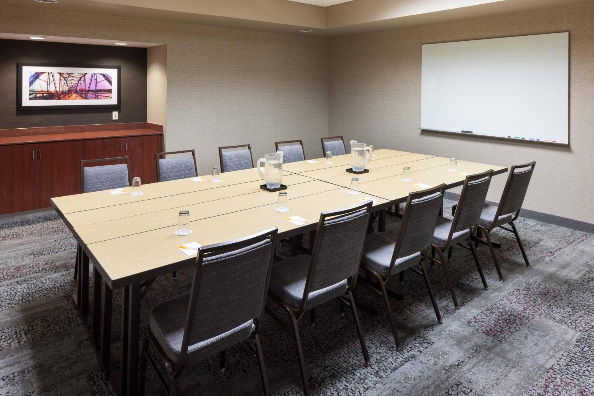 Courtyard By Marriott Birmingham Trussville Esterno foto
