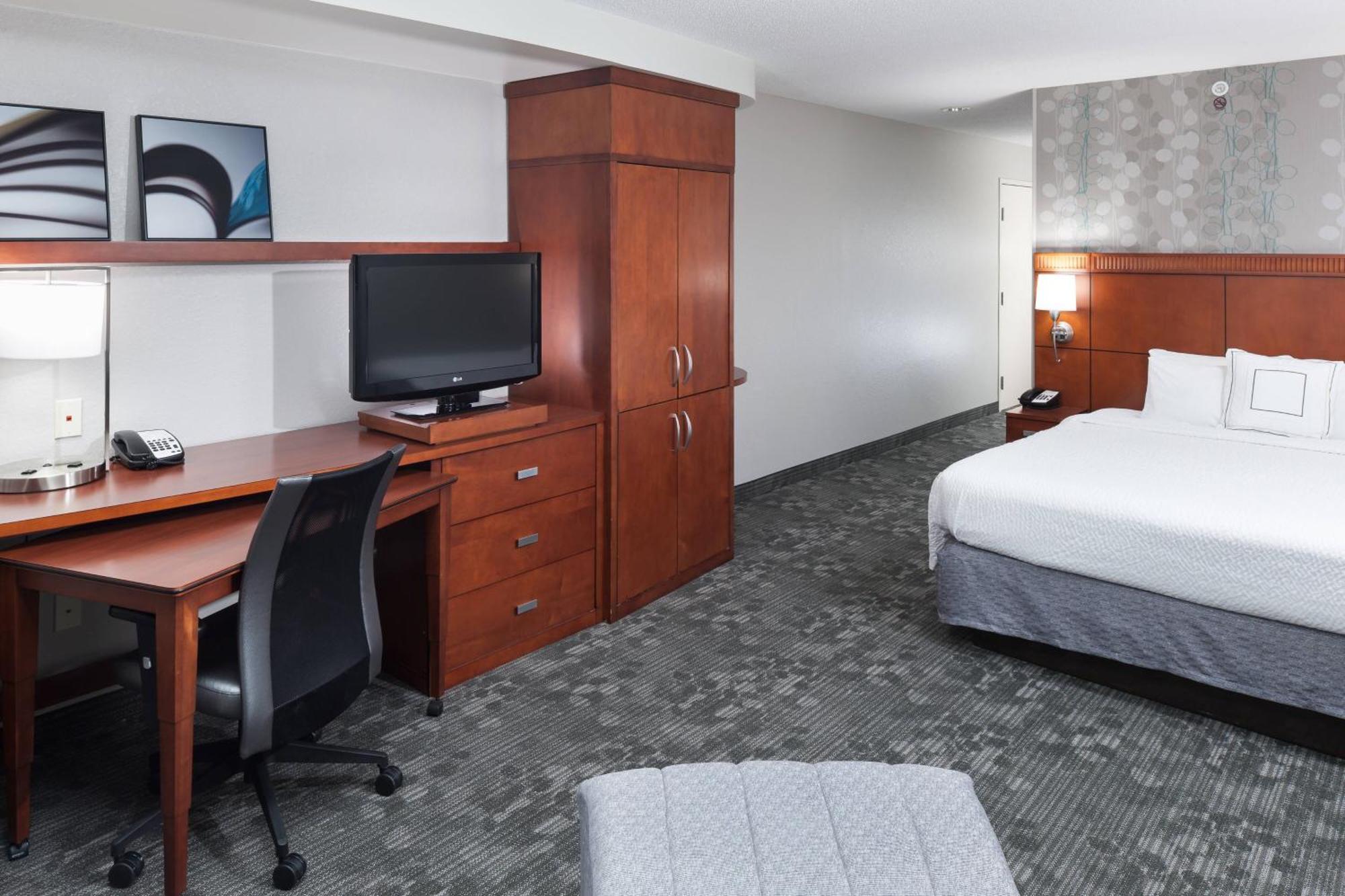 Courtyard By Marriott Birmingham Trussville Esterno foto