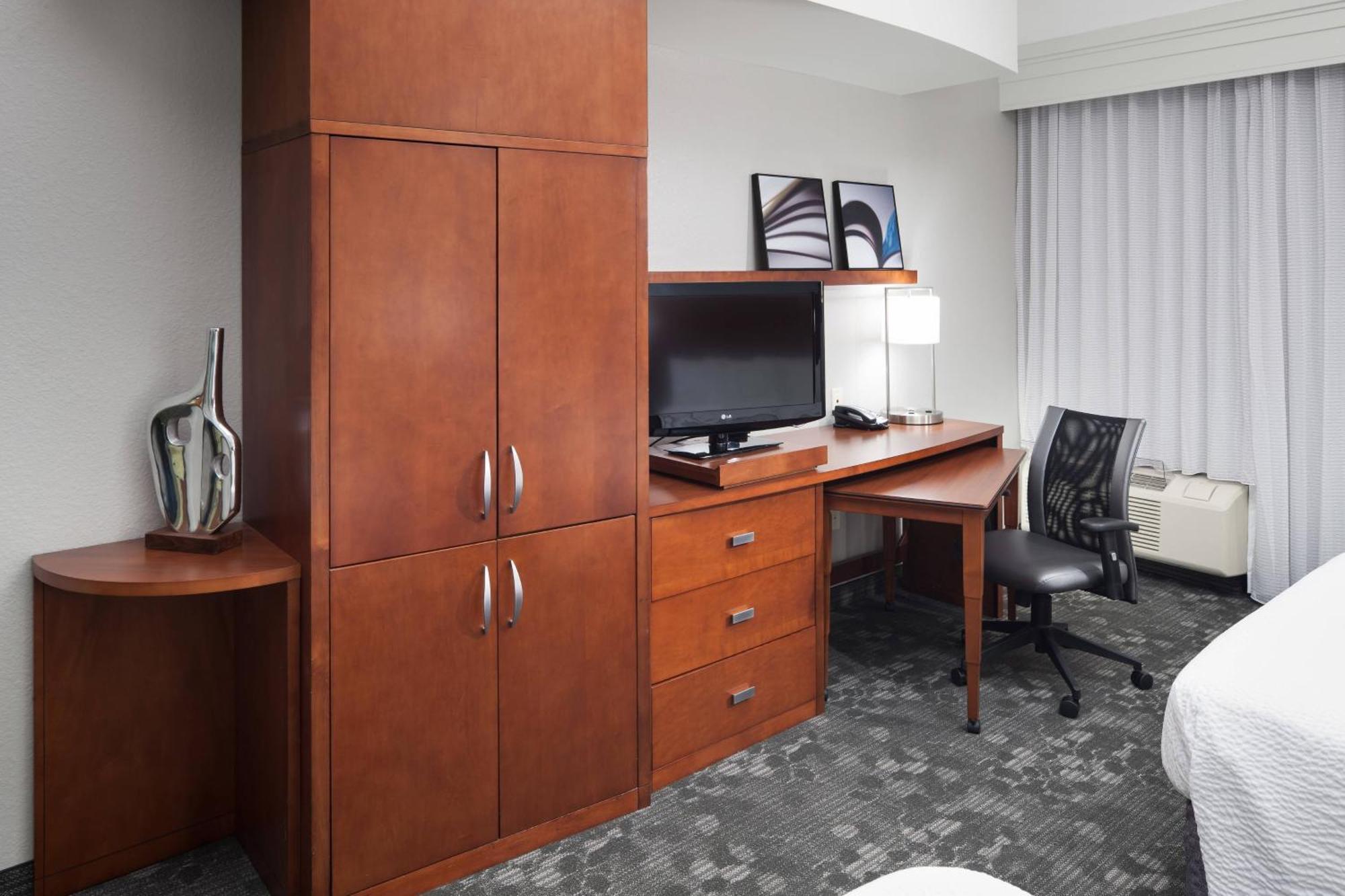 Courtyard By Marriott Birmingham Trussville Esterno foto